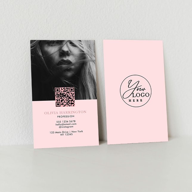 Carte De Visite Logo de code QR de la photo rose pâle minimale (Créateur téléchargé)
