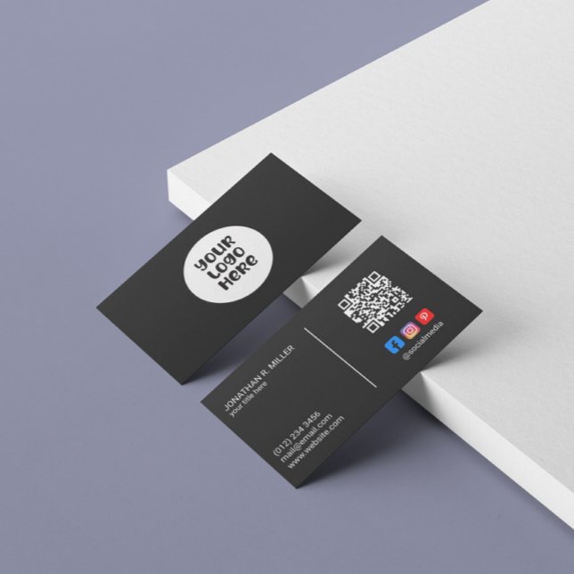 Carte De Visite Logo de l'entreprise Médias sociaux QR Code Black  (Créateur téléchargé)