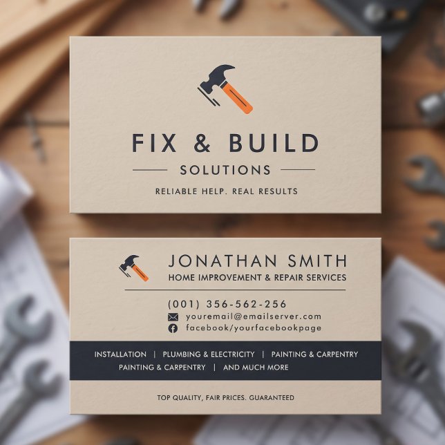 Carte De Visite Logo de marteau beige moderne pour services de bri (Handyman Services Modern Beige Hammer Logo Business Card)