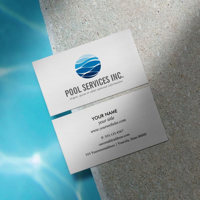 Carte De Visite Logo des services de nettoyage de piscine professi (Pool Cleaning and Repair Services: Circle Logo Professional Business Card for Your Pool Maintenance )
