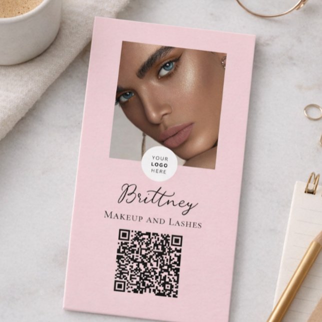Carte De Visite Logo écriture rose pastel Code QR Photo Maquillage (Créateur téléchargé)