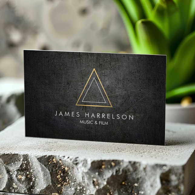 Carte De Visite Logo Edgy Faux Gold Triangle sur Black Metal (Créateur téléchargé)
