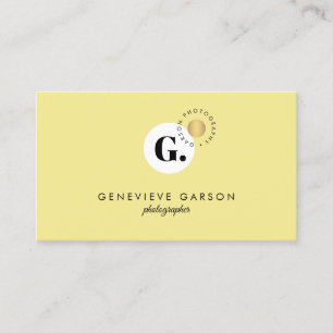Carte De Visite Logo Gras Créatif Monogramme Jaune Médias Sociaux