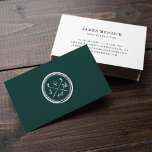 Carte De Visite Logo Monogramme vintage | Golf Pro ou Instructeur<br><div class="desc">Le design de style vintage cool pour les professionnels de golf ou les instructeurs de golf présente un logo de clubs de golf croisés et une balle de golf avec une finition en mauvais état, en blanc sur un riche arrière - plan vert chasseur. Personnalisez avec vos initiales et ajoutez...</div>