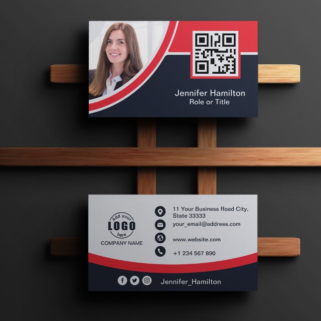 Carte De Visite Logo professionnel de la coupe rouge QR (Créateur téléchargé)