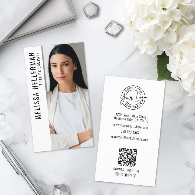 Carte De Visite Logo vertical de la société de code QR de photo pr (Professional Photo QR Code Company Logo Vertical Business Card )