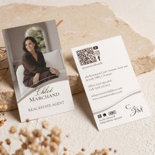 Carte de visite luxueuse d'agent immobilier avec m
