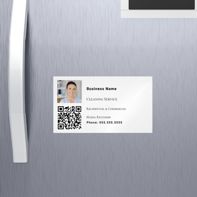 Carte De Visite Magnétique Service de nettoyage blanc photo code QR (Créateur téléchargé)