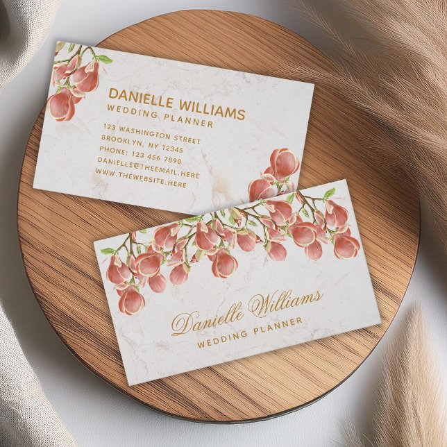Carte De Visite Magnolia Rose Foncé en Marbre Blanc Écriture Dorée (Créateur téléchargé)