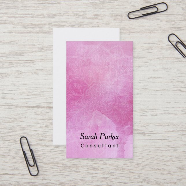 Carte De Visite Mandala blanc au-dessus de l'aquarelle rose-foncé (Devant/Arrière en situation)