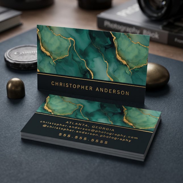 Carte De Visite Marbre Émeraude Luxueux (Simulated business cards on table)