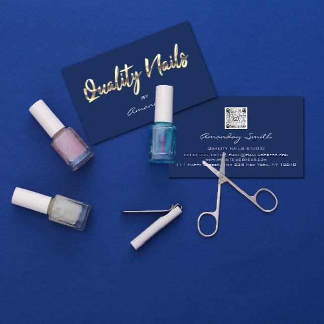 Carte De Visite Marque de votre salon à ongles avec script de clou (Quality Nails Script QR Code Logo Blue Navy Gold Business Card)