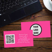 Médias sociaux QR Code scanner rose magenta