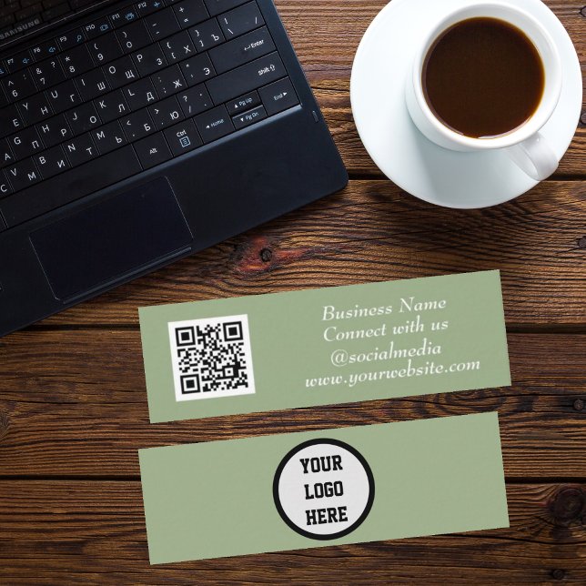 Carte De Visite Mini Médias sociaux QR Code scanné Sage vert moderne (Créateur téléchargé)