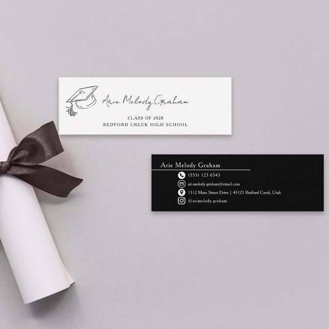 Carte De Visite Mini Modern Handwritten Script Graduate Name Card (Créateur téléchargé)