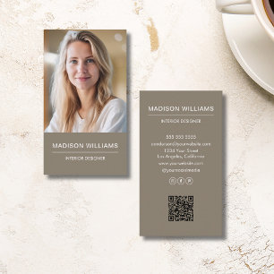 Carte De Visite Minimaliste Moderne Photo QR Réseaux Sociaux Taupe