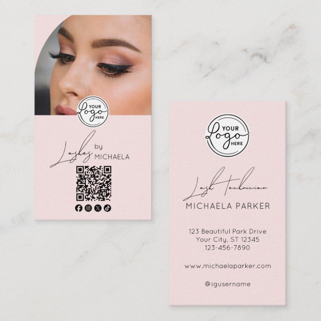 Carte De Visite Modern Blush Pink Script Logo QR Code Photo Lashes (Devant / Derrière)