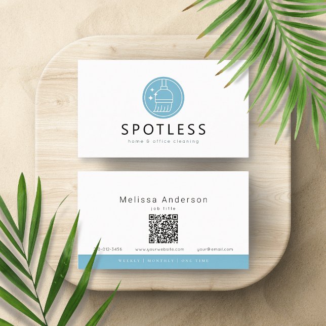 Carte De Visite Modern Broom Logo QR Code Cleaning Service Maid (Créateur téléchargé)