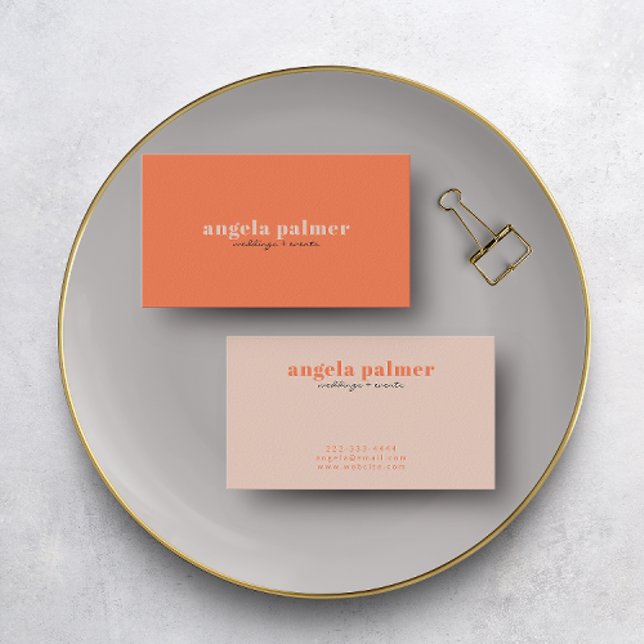Carte De Visite Modern Meets Classic : Stand Out avec Bold (A stylish orange and champagne pink business card.)