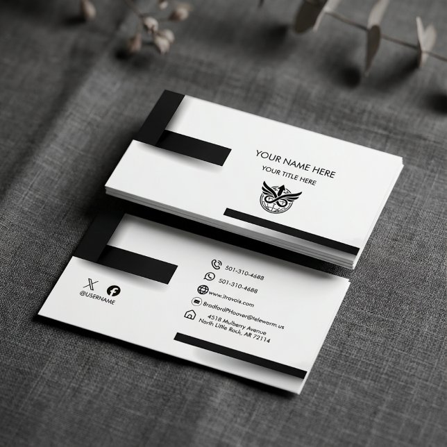 Carte De Visite Modern Minimalist Black & White Logo Business Card (Créateur téléchargé)