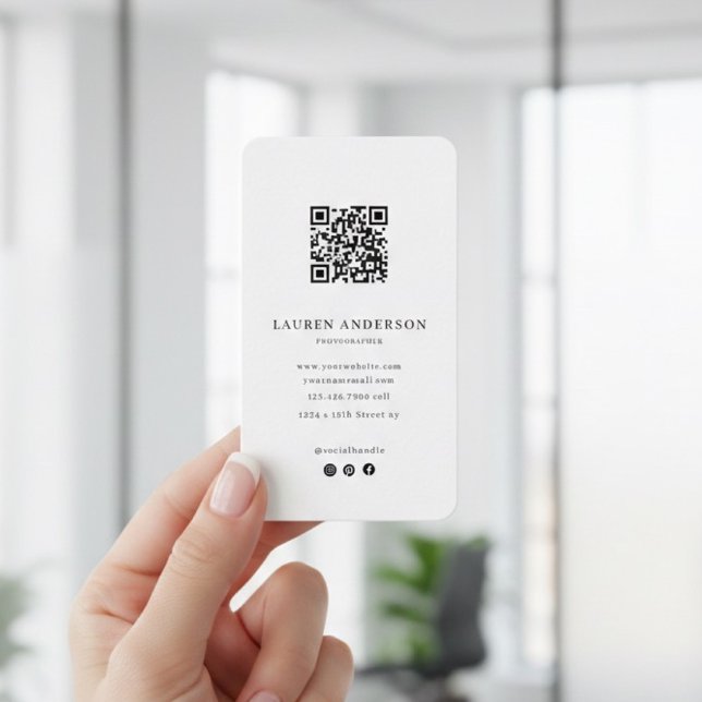 Carte De Visite Modern Minimalist Business Card with QR Code  (Créateur téléchargé)