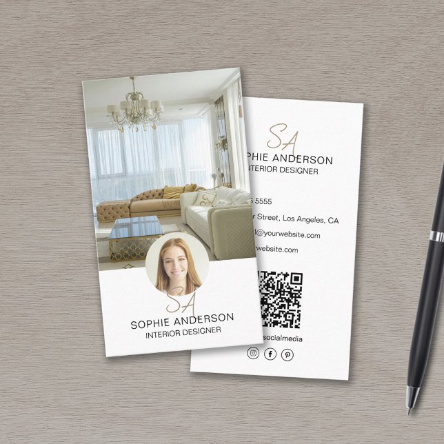 Carte De Visite Monogram Photo QR Intérieur Blanc Designer (Monogram Photo QR White Interior Designer Business Card)
