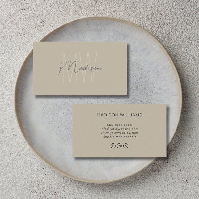 Carte De Visite Monogramme Logo Beige Moderne Médias Sociaux Icône (Monogram Logo Beige Modern Social Media Icons Business Card)
