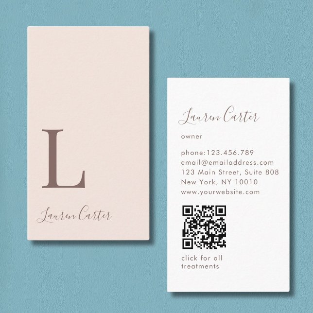Carte De Visite Monogramme minimaliste moderne Beige Brown QR Code (Modern Minimal Monogram Beige Brown QR Code Business Card)