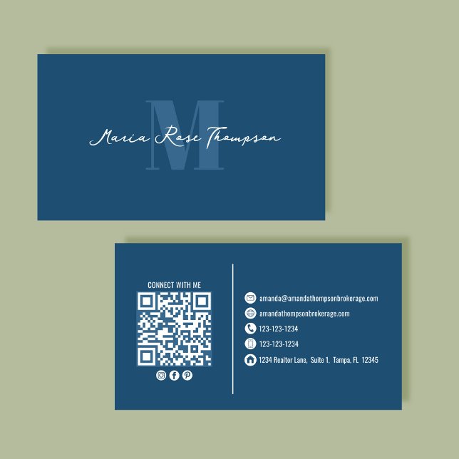 Carte De Visite Monogramme Moderne Professionnel Code QR Bleu  (Elegant blue monogram business card with QR code for instant networking and professional branding.)