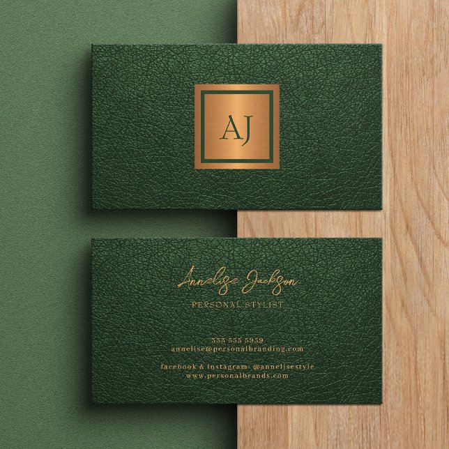 Carte De Visite Monogramme moderne unique or vert professionnel (Créateur téléchargé)