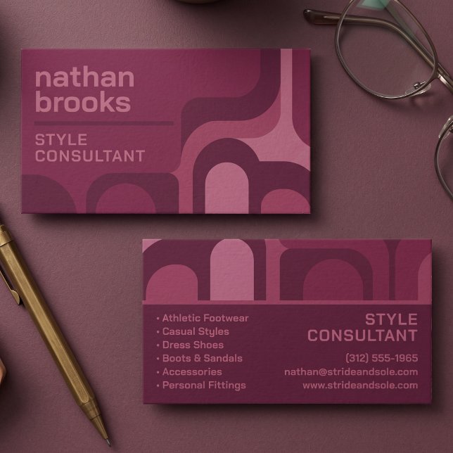 Carte De Visite Motif d'arche géométrique rétro (Simulated business cards on table)