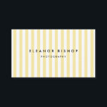 Carte De Visite Motif jaune et blanc de filets moderne<br><div class="desc">Un carte de visite contemporain comportant le motif blanc et jaune de filets. La conception souple est parfaite pour n'importe quelles affaires. D'autres couleurs sont disponibles.</div>