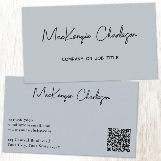 Carte De Visite Nom de script simple et code QR texte bleu poudre (Simple modern script minimalist business card with QR code in light powder blue)