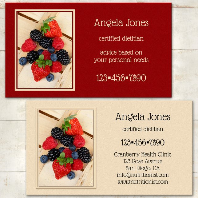 Carte de visite nutritionniste diététiste professi (Business card featuring cheerful summer fruits on a crate background - dietitian - nutritionist)