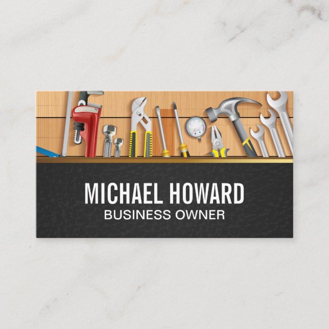 Carte De Visite Outils de réparation du constructeur sur table en  (Devant)