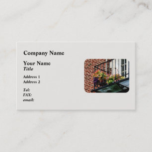 Carte De Visite Panier accrochant sur la sortie de secours
