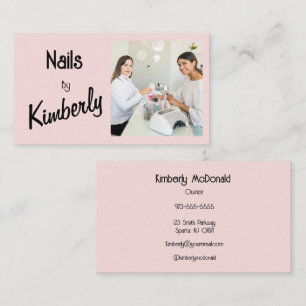 Carte de visite photo à ongles écriture noire rose