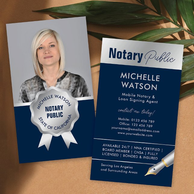 Carte De Visite Photo de l'agent de prêt public notaire Marine & S (Stylish notary public & lawyer photo business cards in navy blue and silver)
