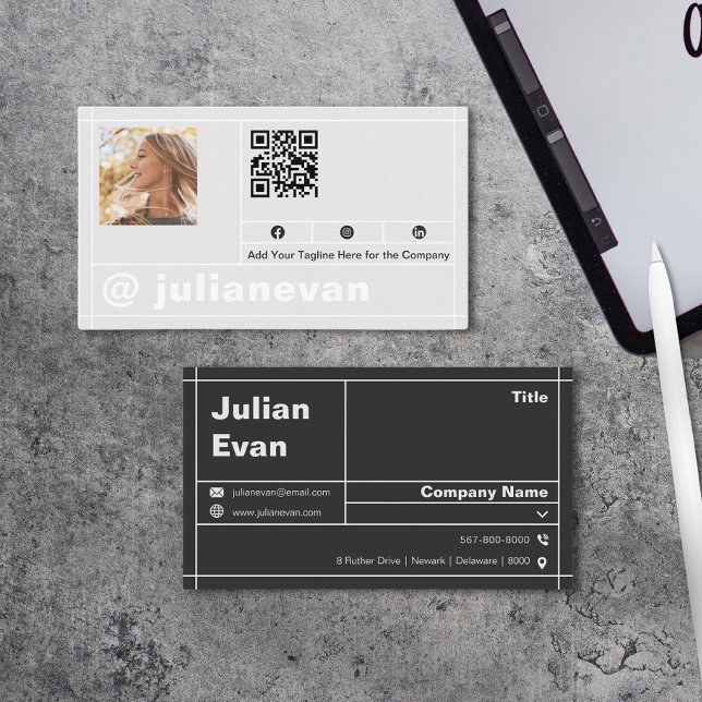 Carte De Visite Photo de profil moderne Code QR noir et blanc (Modern Profile Photo Black & White QR Code Business Card)