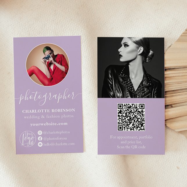 Carte De Visite Photographe de code qr de lavande moderne (Modern lavender photo qr code logo photographer business card)