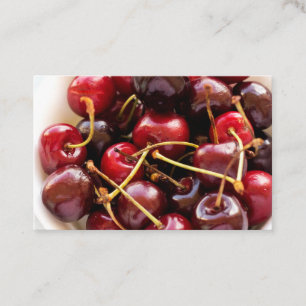 Carte De Visite Photographie de cerises rouges fraîches dans un bo