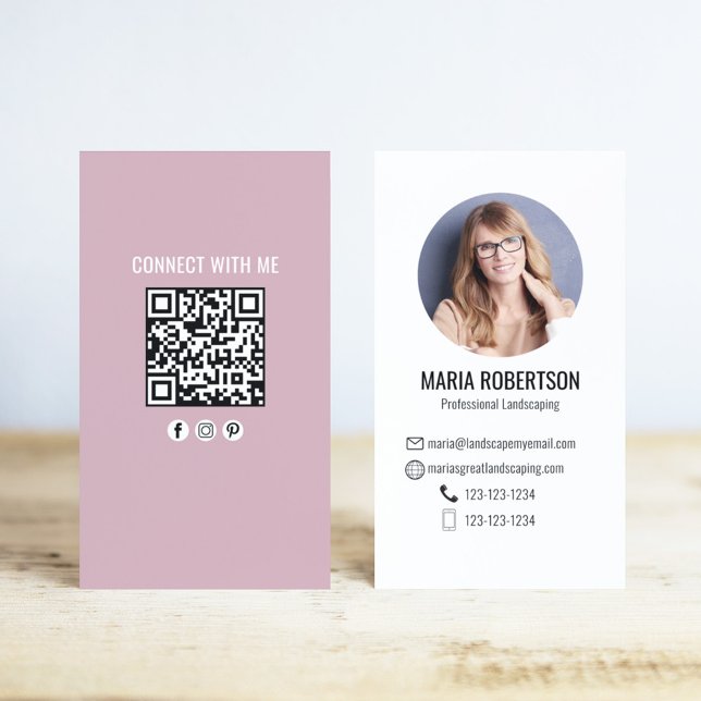 Carte De Visite Pink Modern Business Photo QR Code Business Card (Pink modern business card template with scannable QR code.)