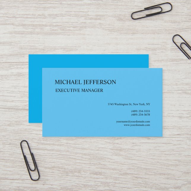 Carte De Visite Premium Silk Moderne Élégant Bleu Simple (Devant/Arrière en situation)