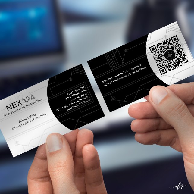 Carte de visite professionnelle avec réseau minima (Customizable business card showcasing seamless front-to-back design alignment for a cohesive, look.)