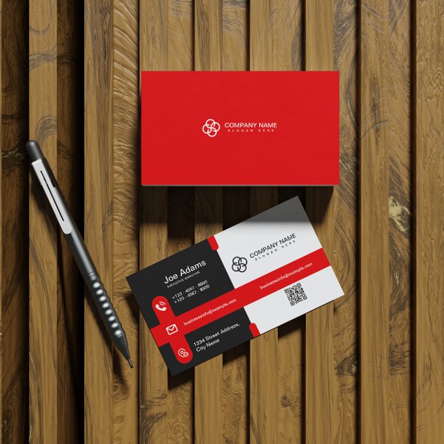Carte De Visite Red Simple Modern Professional QR Code scanner (Créateur téléchargé)