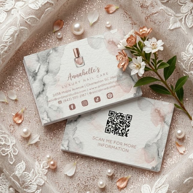Carte de visite Rose Gold Chic Glam Nails TMF26 (Chic Rose Gold Glam Blush Watercolor Effect Business Card with QR Code and Social Media Icons.)