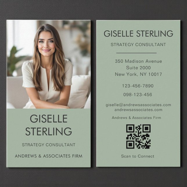 Carte De Visite Sage Green Minimal QR Code Photo Moderne (Créateur téléchargé)