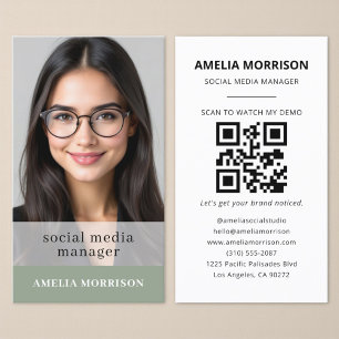 Carte De Visite Sage Green QR Code photo minimaliste professionnel