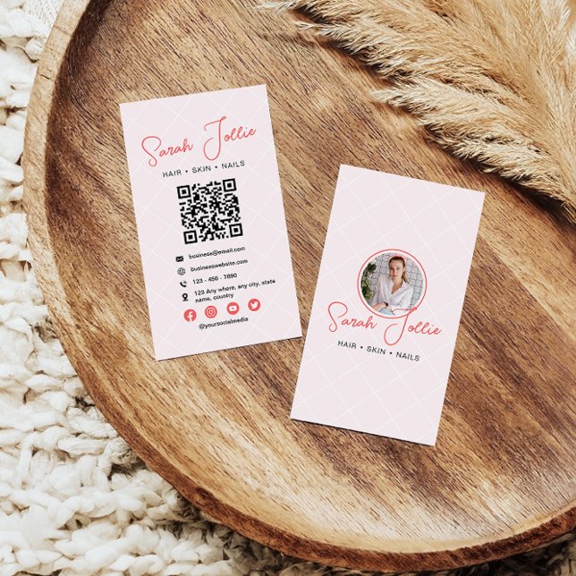 Carte De Visite Salon de beauté rose Scannable QR Code photo (Créateur téléchargé)