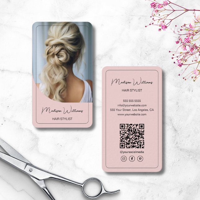 Carte De Visite Salon de coiffure moderne Script Rose (Modern Script Hair Stylist Salon Pink Business Card)